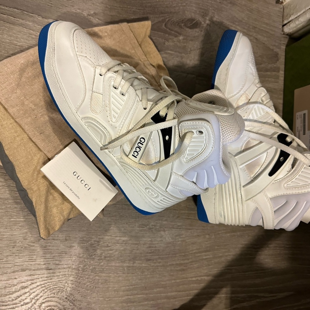 Gucci Men's White and Blue Sneakers